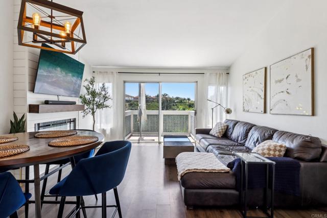 Detail Gallery Image 1 of 1 For 4243 Arroyo Vista Way #328,  Oceanside,  CA 92057 - 3 Beds | 2 Baths