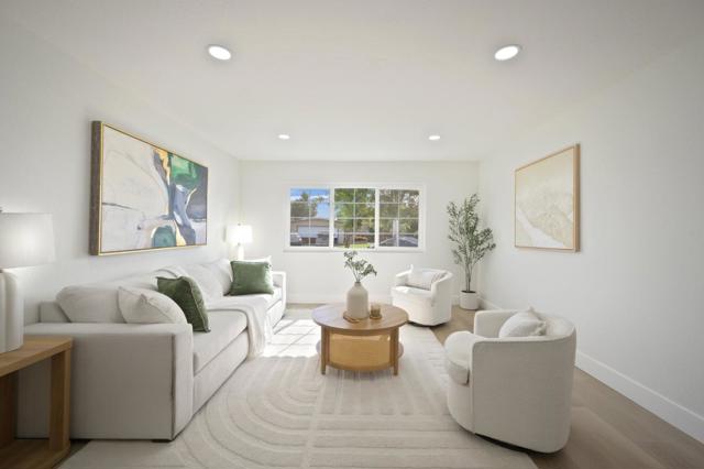 42758 Charleston Way, Fremont CA: https://media.crmls.org/mediaz/008d6ec4-da15-454d-b75c-26528ef262e9.jpg