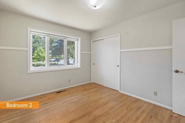1516 Wistaria Lane, Los Altos CA: https://media.crmls.org/mediaz/008e8de8-b259-414c-a033-b7713417c208.jpg