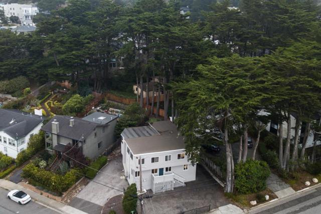 301 Channing Way, Pacifica CA: https://media.crmls.org/mediaz/008ff728-c6ef-400e-828d-be17d489e7ab.jpg