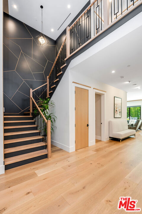 4365 Kraft Avenue, Studio City CA: https://media.crmls.org/mediaz/008ffb4e-9f63-4bad-85aa-7b11c4dfecd9.jpg