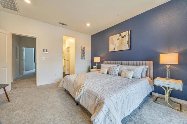 112 Waters Park Circle, San Mateo CA: https://media.crmls.org/mediaz/0090c3ba-3b31-4bb0-8daf-289e9e632ab3.jpg