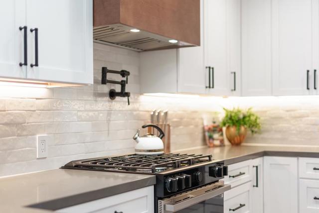 1310 Escalona Drive, Santa Cruz CA: https://media.crmls.org/mediaz/009221fd-4a2f-4132-bb04-b65cef9f8ae3.jpg