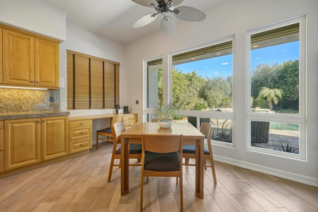 56 Oakmont Drive, Rancho Mirage CA: https://media.crmls.org/mediaz/0092760c-d04b-418e-b5eb-44fdd60b4812.jpg