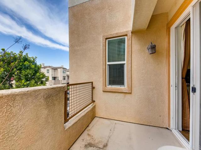 539 Almond Road, San Marcos CA: https://media.crmls.org/mediaz/0092d7d8-9425-4e70-833e-7425db3159b0.jpg