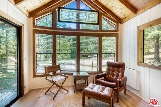 20799 Highway 128, Yorkville CA: https://media.crmls.org/mediaz/0092dba6-67be-491e-8f26-c0d8e1202419.jpg