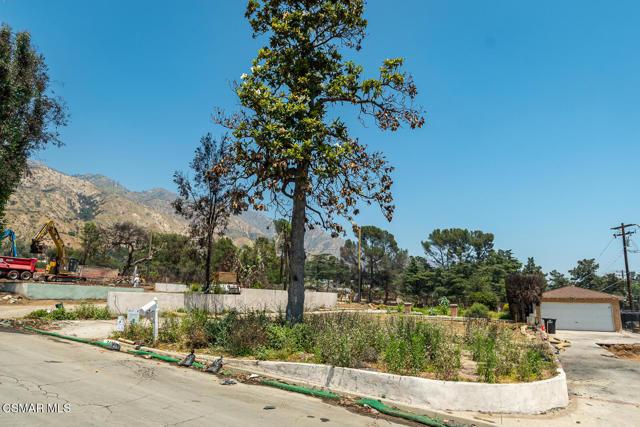 3486 Mcnally Avenue, Altadena CA: https://media.crmls.org/mediaz/0092f496-ac7b-4878-9378-ab8866d85fa9.jpg