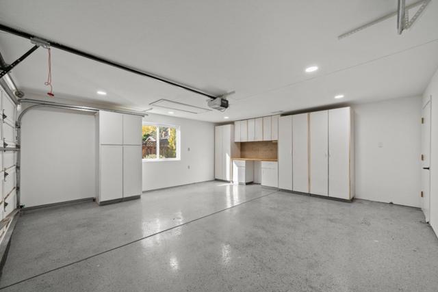 108 Durham Street, Menlo Park CA: https://media.crmls.org/mediaz/0094cc87-b798-4395-addf-13c2c5d7c1c7.jpg