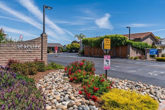 21 Primrose Street, Aptos CA: https://media.crmls.org/mediaz/0096a762-f40d-42ed-b212-0fcaaaaa1e19.jpg