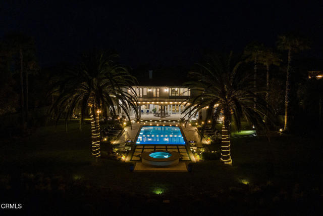 1069 Corte Barroso, Camarillo CA: https://media.crmls.org/mediaz/0097e9b6-19cf-4113-a5a6-9c3e98ba95e2.jpg