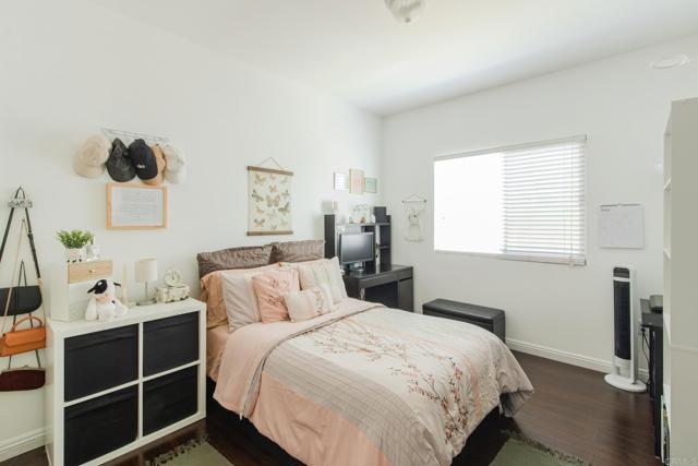 2127 Roanoke Street, San Jacinto CA: https://media.crmls.org/mediaz/00989c09-041f-4c0c-b04a-6d349a58cb07.jpg