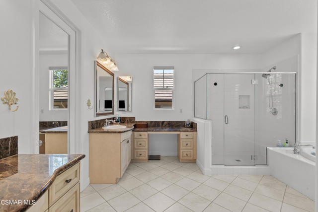 1729 Bluesage Court, Simi Valley CA: https://media.crmls.org/mediaz/009a6f2d-80d9-4c29-b8f7-cf273cdb06ea.jpg