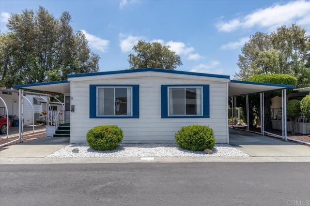 1286 Discovery Street, San Marcos CA: https://media.crmls.org/mediaz/009b382a-b422-4daa-9c38-fa2ab6487a9d.jpg