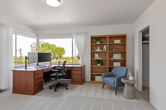 170 Hardwick Road, Woodside CA: https://media.crmls.org/mediaz/009b42d2-25ef-4d68-8a0e-139f9beb2816.jpg