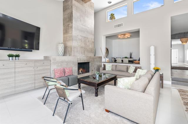 54877 Inverness Way, La Quinta CA: https://media.crmls.org/mediaz/009bfe49-dfac-433a-b167-9e4868b7d18d.jpg