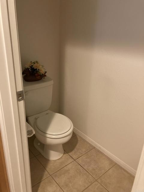 Detail Gallery Image 21 of 39 For 22929 via Santana, Nuevo,  CA 92567 - 4 Beds | 2 Baths