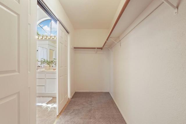 2610 Meadow Brook Lane, Tracy CA: https://media.crmls.org/mediaz/009ce2ad-03be-453a-aa8a-27e244ff0942.jpg