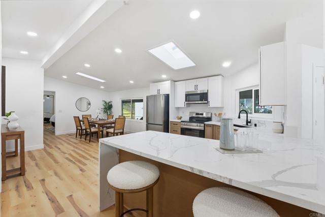 Detail Gallery Image 9 of 45 For 8975 Lawrence Welk Dr #446,  Escondido,  CA 92026 - 2 Beds | 2 Baths