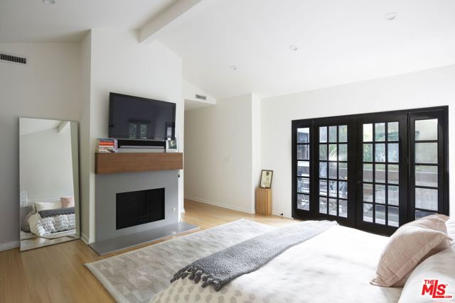 2625 Nichols Canyon Road, Los Angeles CA: https://media.crmls.org/mediaz/009e5413-f0c3-4cb6-a0bd-a32e840d32a2.jpg