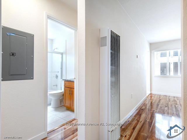 676 Johanna Avenue, Sunnyvale CA: https://media.crmls.org/mediaz/009ecbe8-8c09-4c3e-87ef-93ebbc6f0c5b.jpg