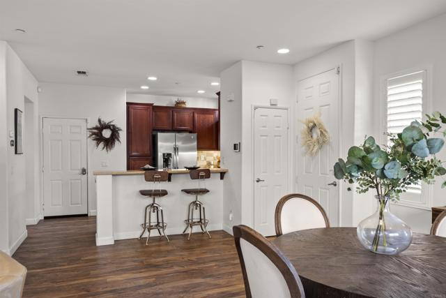 Detail Gallery Image 21 of 65 For 2753 Bellezza, San Diego,  CA 92108 - 3 Beds | 2/1 Baths