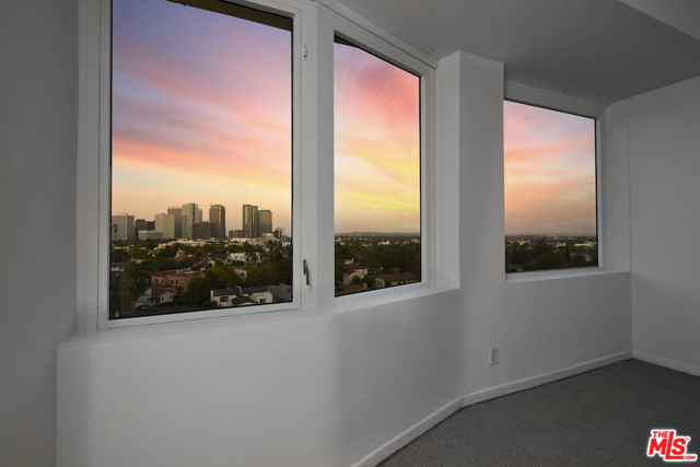 10520 Wilshire Boulevard, Los Angeles CA: https://media.crmls.org/mediaz/009ef3c7-45fa-4e5a-aac4-3cca667b72c4.jpg