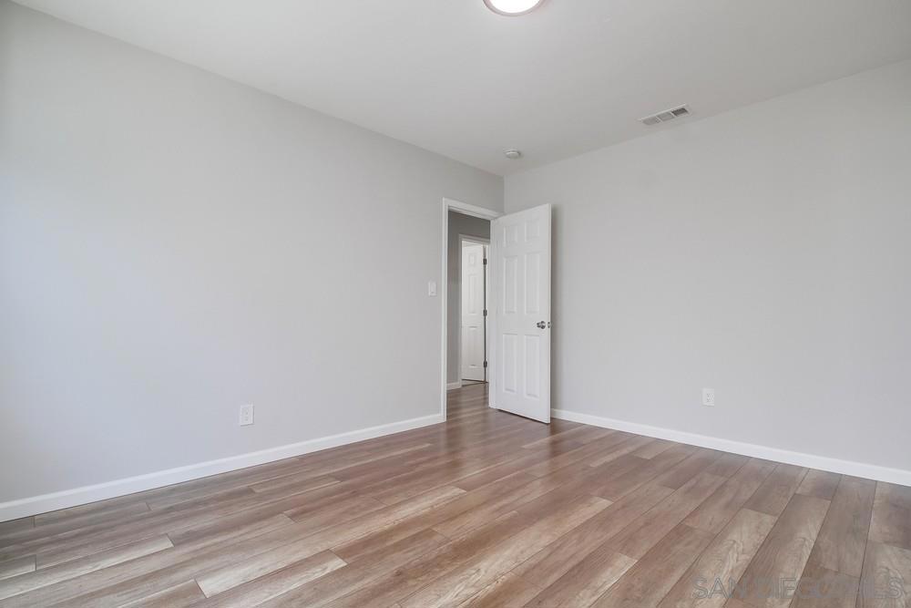 MLS #250037324SD image #29