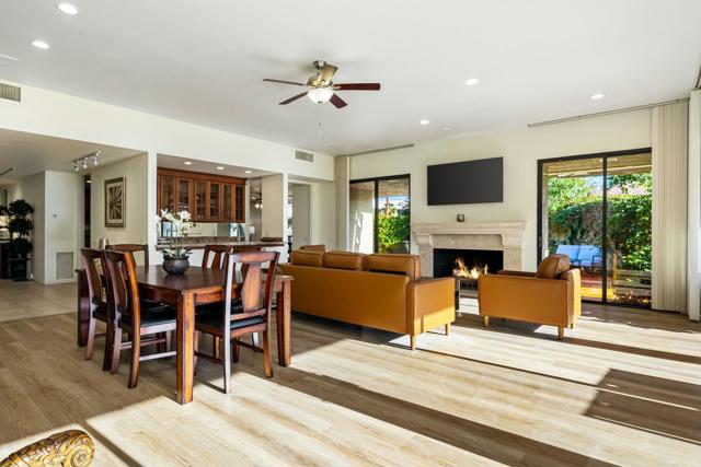 6 Stanford Drive, Rancho Mirage CA: https://media.crmls.org/mediaz/009f28c5-7ab8-4dd1-9c7b-e3eeb2905c51.jpg