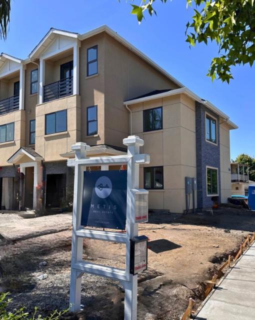 517 Union Avenue, Campbell CA: https://media.crmls.org/mediaz/00a0f184-b6e0-48c9-a990-2463836ac0c3.jpg