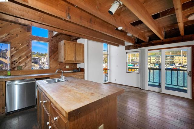 Image 21 of 60 For 1293 Sanderling Is