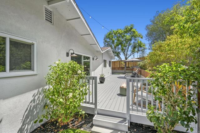 Detail Gallery Image 38 of 42 For 2015 Summit Dr, Escondido,  CA 92025 - 4 Beds | 3/1 Baths