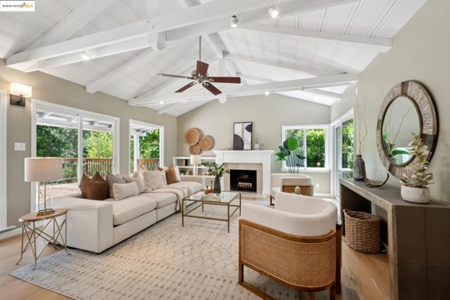 184 Lombardy Ln, Orinda CA: https://media.crmls.org/mediaz/00a2527f-7bbd-455f-b75b-72159ce0b854.jpg