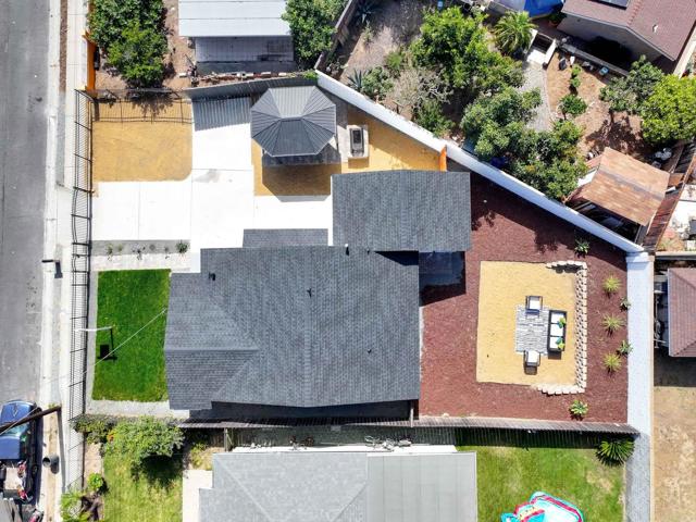 1708 Loretta Street, Oceanside CA: https://media.crmls.org/mediaz/00a315f5-43a1-4013-9345-e887b6ee9e20.jpg