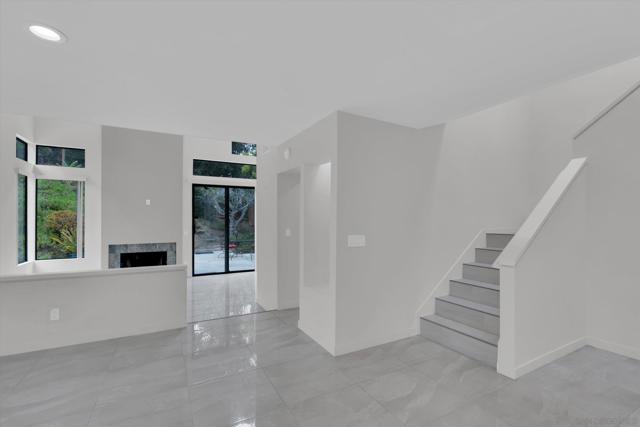 6426 Caminito Listo, San Diego CA: https://media.crmls.org/mediaz/00a331b9-b57d-4ac4-9e08-1a3cdd9c8c08.jpg