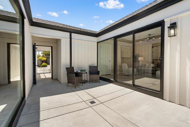 8 Claremont Court, Millbrae CA: https://media.crmls.org/mediaz/00a3ca5b-6dc5-4e89-bf53-19dbc9a8fce0.jpg