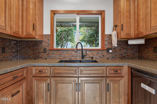 Detail Gallery Image 21 of 51 For 3146 Strathmore Dr, Ventura,  CA 93003 - 4 Beds | 2 Baths