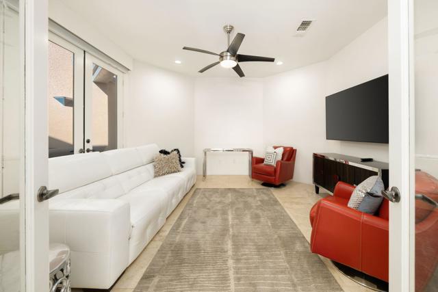 79935 Via Maravilla, La Quinta CA: https://media.crmls.org/mediaz/00a7054c-c8af-4853-8d70-33d5e0fc21cf.jpg