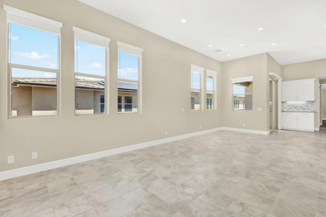 Image 18 of 54 For 16750 Coyote Bush Drive 58