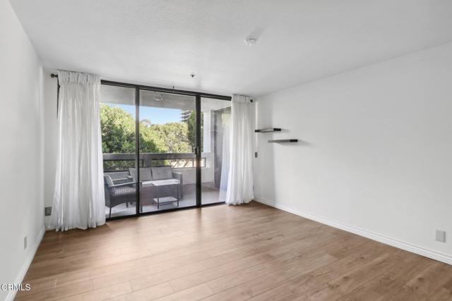 Detail Gallery Image 23 of 42 For 880 W 1st St #527,  Los Angeles,  CA 90012 - 2 Beds | 2 Baths