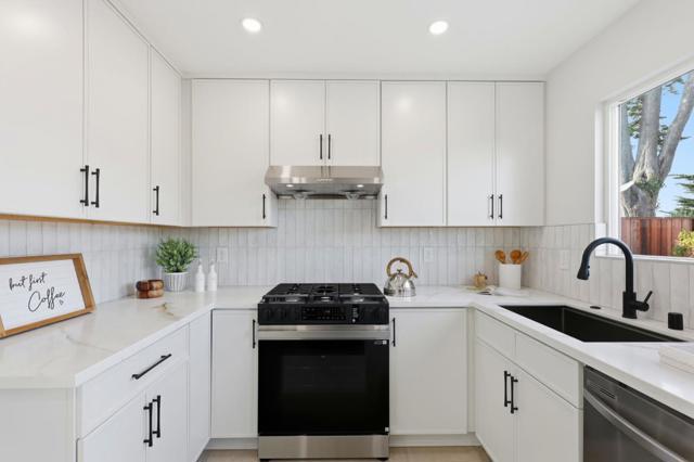 324 Glencourt Way, Pacifica CA: https://media.crmls.org/mediaz/00a97168-dc77-49ed-9de6-03ce47ee94a7.jpg