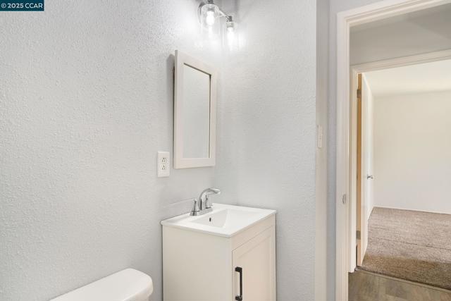 2629 Riesling Way, Rancho Cordova CA: https://media.crmls.org/mediaz/00aa5a42-dbf9-4149-b6b5-2948eb09b843.jpg