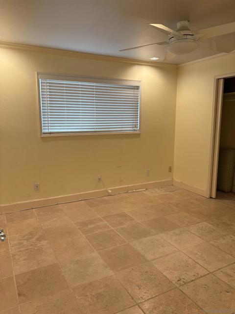 1460 Seacoast, Imperial Beach CA: https://media.crmls.org/mediaz/00aaacfb-38dd-4cc4-b9d4-fbaeac08ab9e.jpg