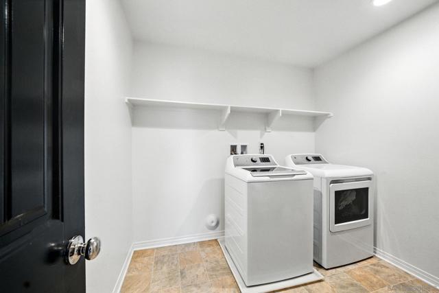 30499 Ridgely Way, Menifee CA: https://media.crmls.org/mediaz/00aac338-05db-4a4f-811e-7df4228e76ce.jpg
