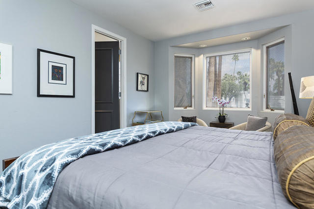 1311 Fuego Circle, Palm Springs CA: https://media.crmls.org/mediaz/00ab1bdb-091b-479b-9398-53d506a68389.jpg