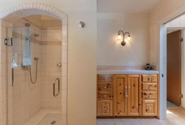 53 Southbank Road, Carmel Valley CA: https://media.crmls.org/mediaz/00ab211d-0c3b-4256-af1c-25fc1eae4c0a.jpg