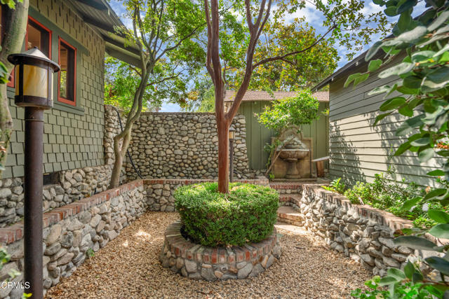 Detail Gallery Image 25 of 31 For 847 S Los Robles Ave, Pasadena,  CA 91106 - 3 Beds | 2 Baths