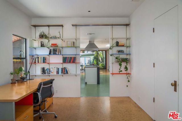 630 N Alta Vista Boulevard, Los Angeles CA: https://media.crmls.org/mediaz/00ab36ef-a5ec-484c-ae50-593f9564b0fb.jpg