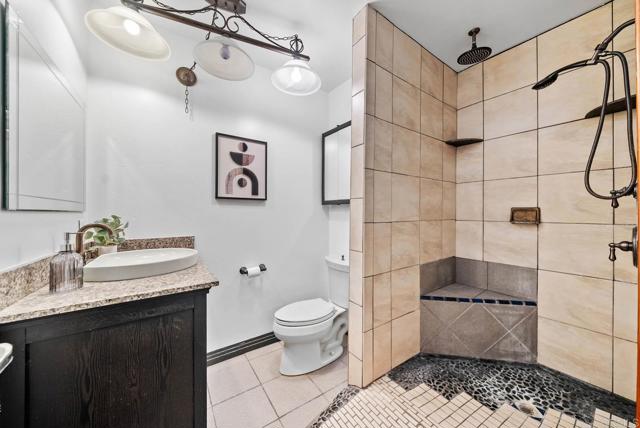 7439 Carrie Ridge Way, San Diego CA: https://media.crmls.org/mediaz/00ac4cb6-54b4-4792-8aaf-bed03ed80b74.jpg
