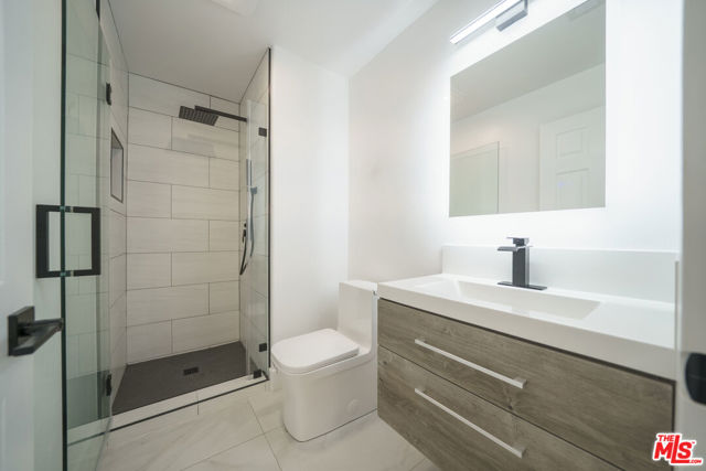 8004 Rose Street, Paramount CA: https://media.crmls.org/mediaz/00ae87b6-7d48-4e4c-aba9-d5e97fb30d12.jpg