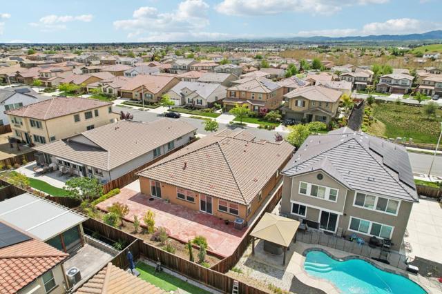 5476 Pinnacle View Way, Antioch CA: https://media.crmls.org/mediaz/00af73b4-dabc-439b-a064-176e9d6ff69e.jpg